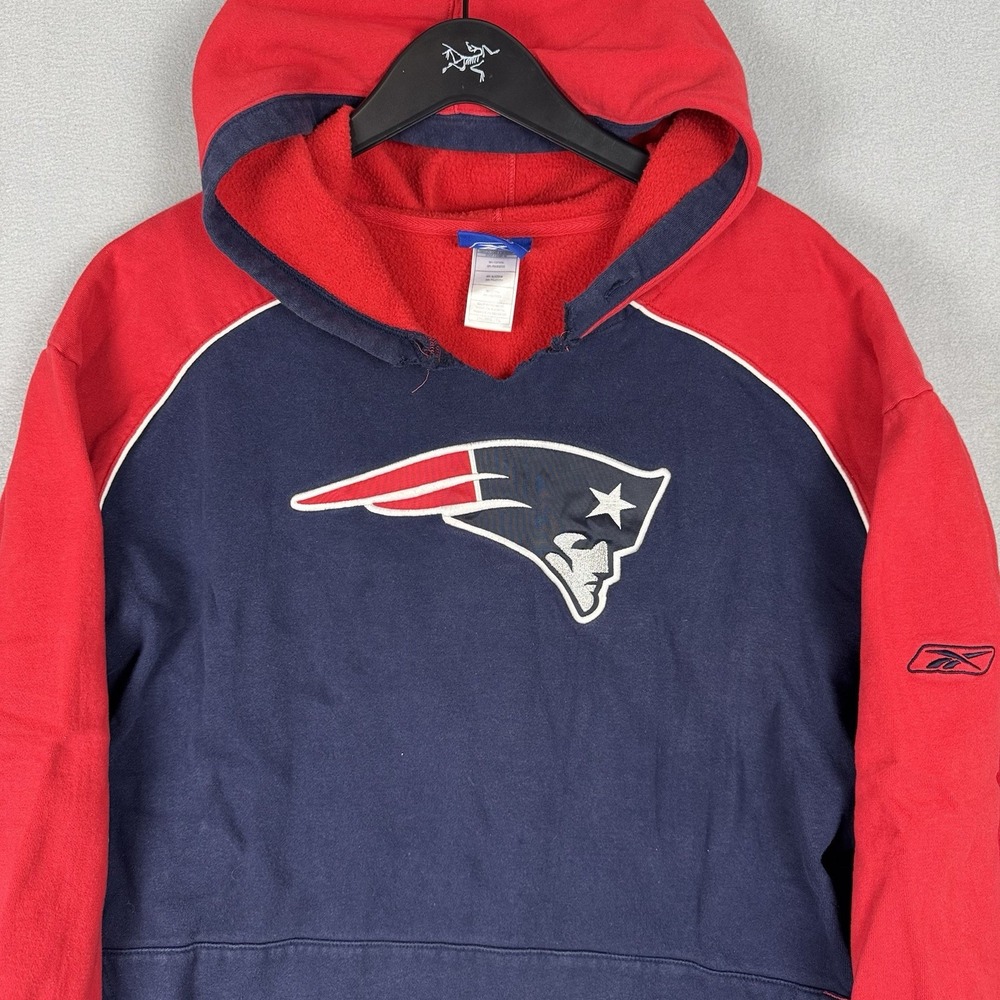 Vintage ReebokNew England Patriots NFL Hoodie Pullover Size 2XL Retro Brady